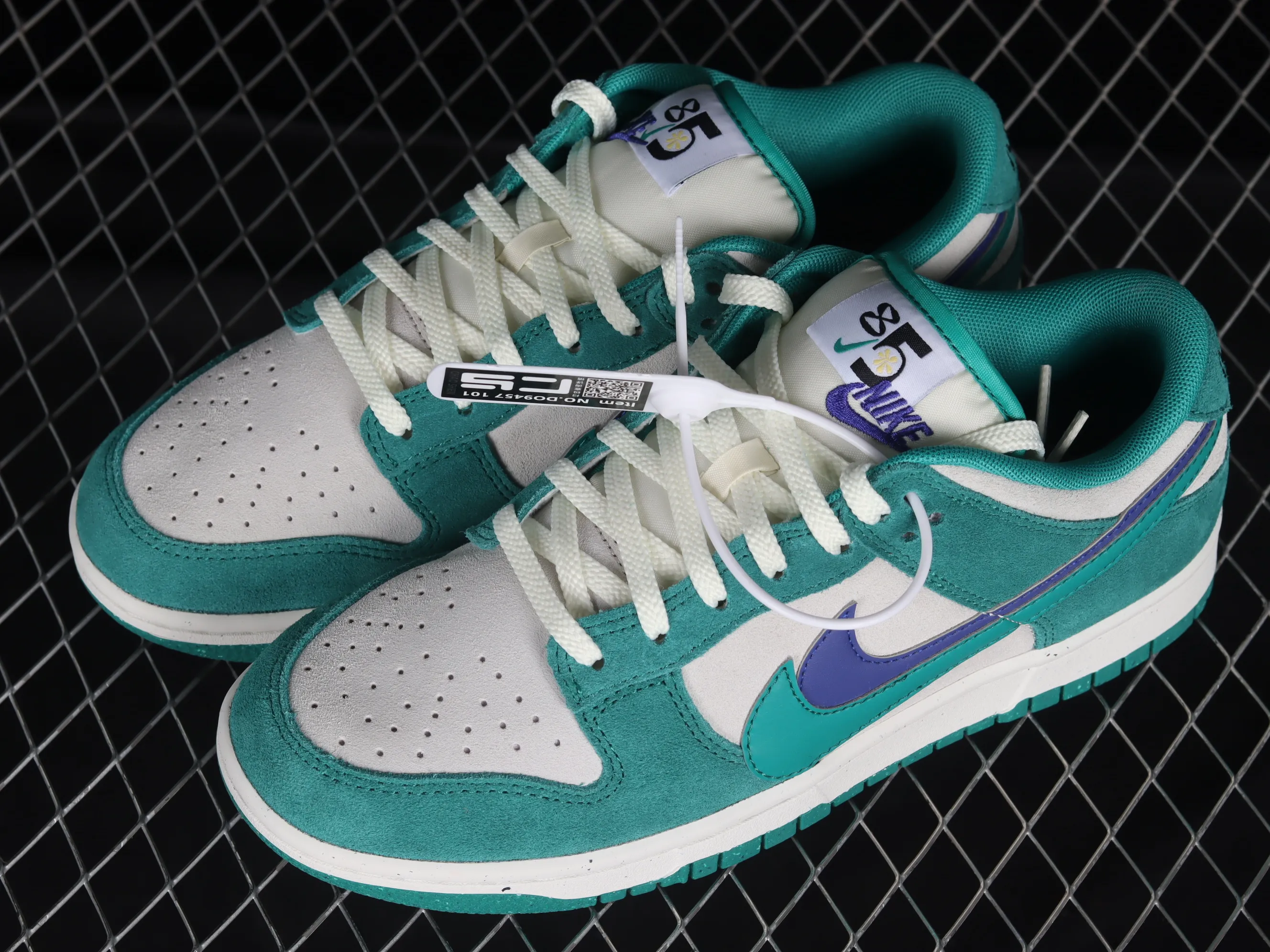 All categories Nk SB Dunk series Nk SB Dunk Low low-top sneakers Nk SB Dunk Low "85" gray green double hook SB low-top sports and leisure sneakers DO9457-101